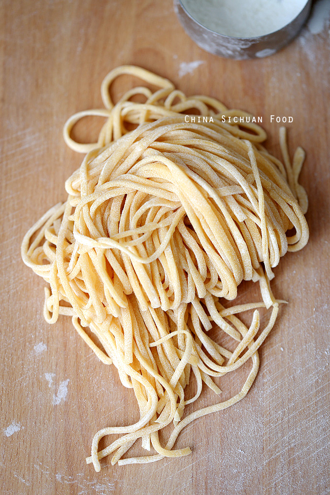Chinese egg noodles--handmade
