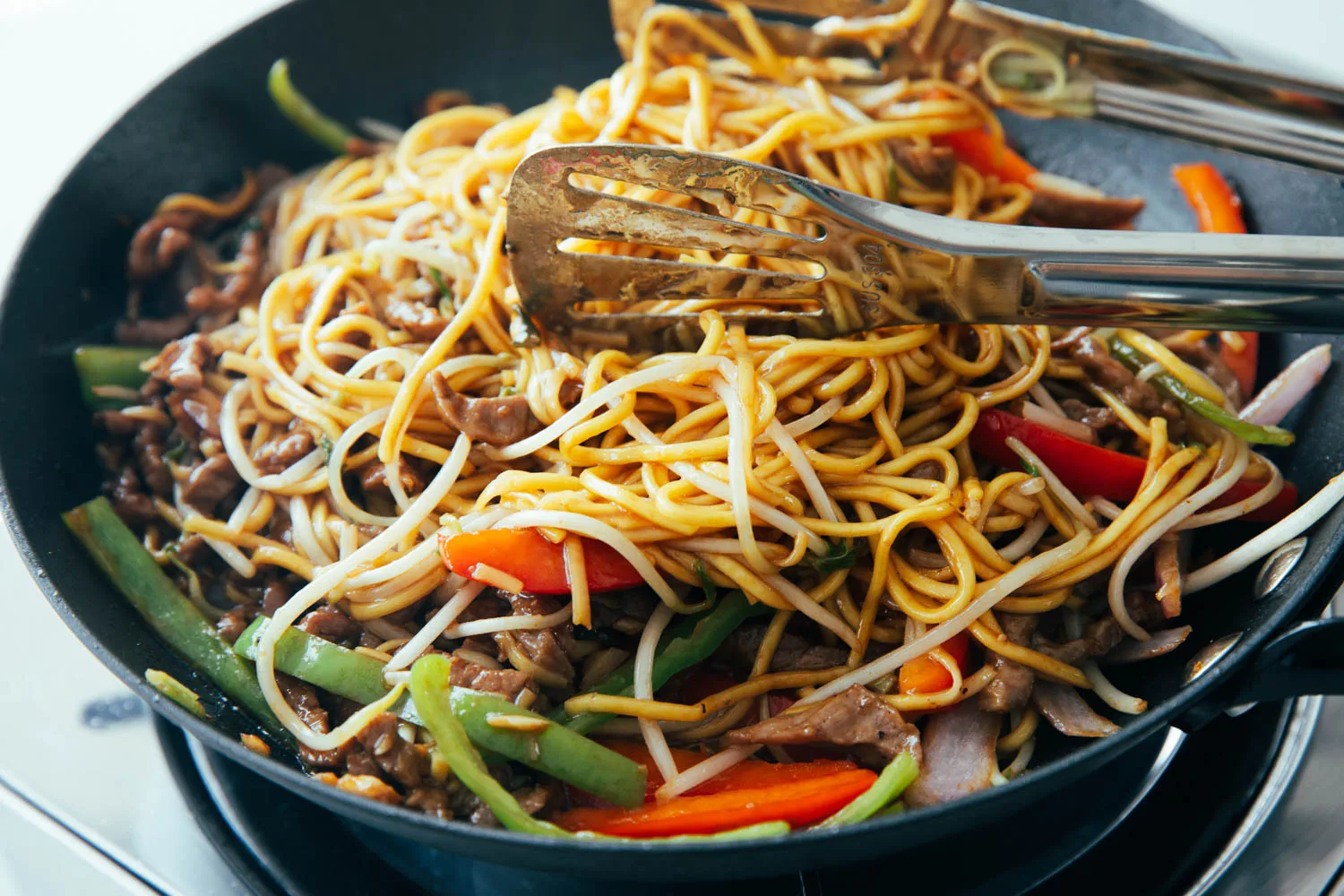 beef chow mein|chinasichuanfood.com