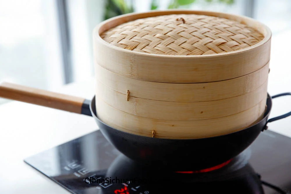 how to steam the buns |chinasichuanfood.com