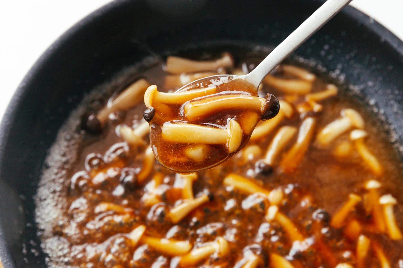 mushroom and egg in brown sauce | chinasichuanfood.com