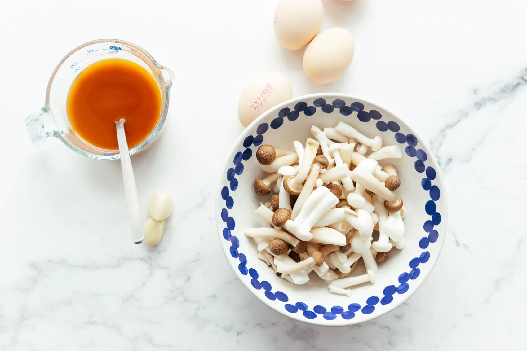 mushroom and egg in brown sauce | chinasichuanfood.com